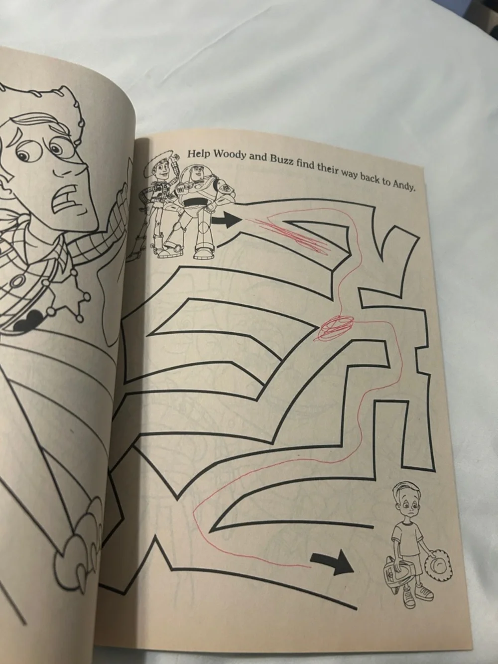 🪁2/$7, 🎠4/$11+$4.99📦💘 Toy Story super coloring book with activities